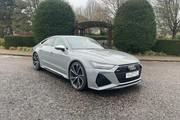 hire audi rs for wedding