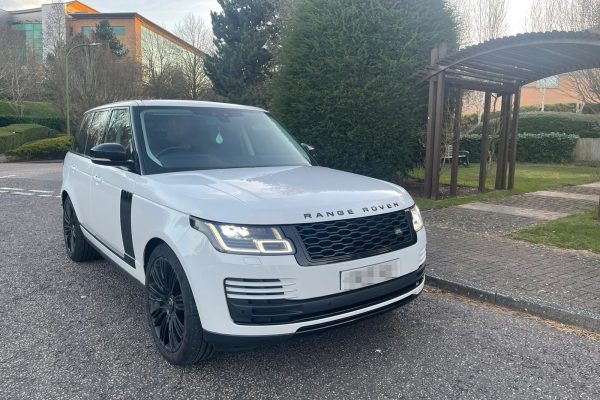 hire a range rover vogue