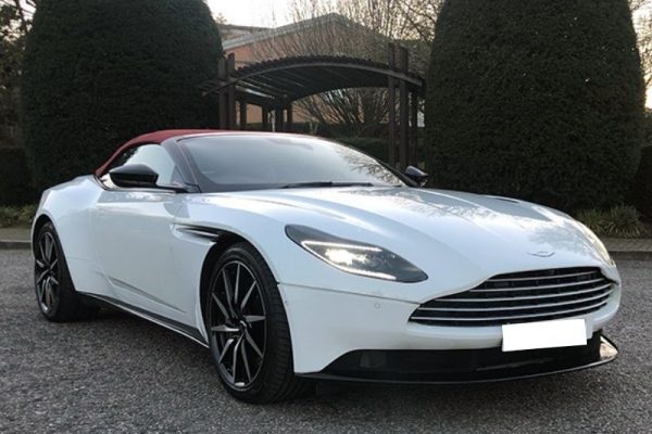 Aston Martin DB11 Volante