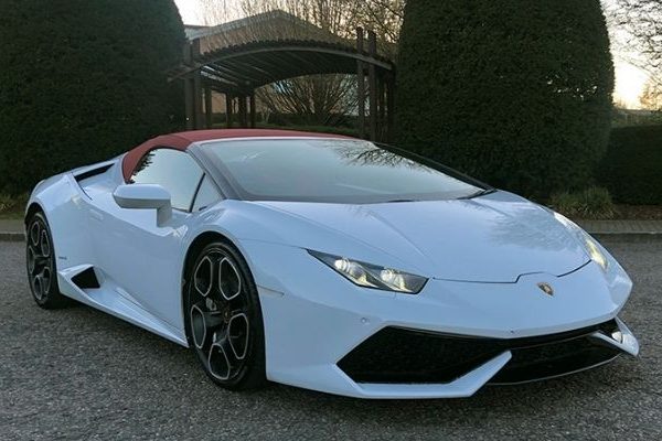 hire a lamborghini huracan